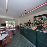Fuer 5 Personen In Apartment *
